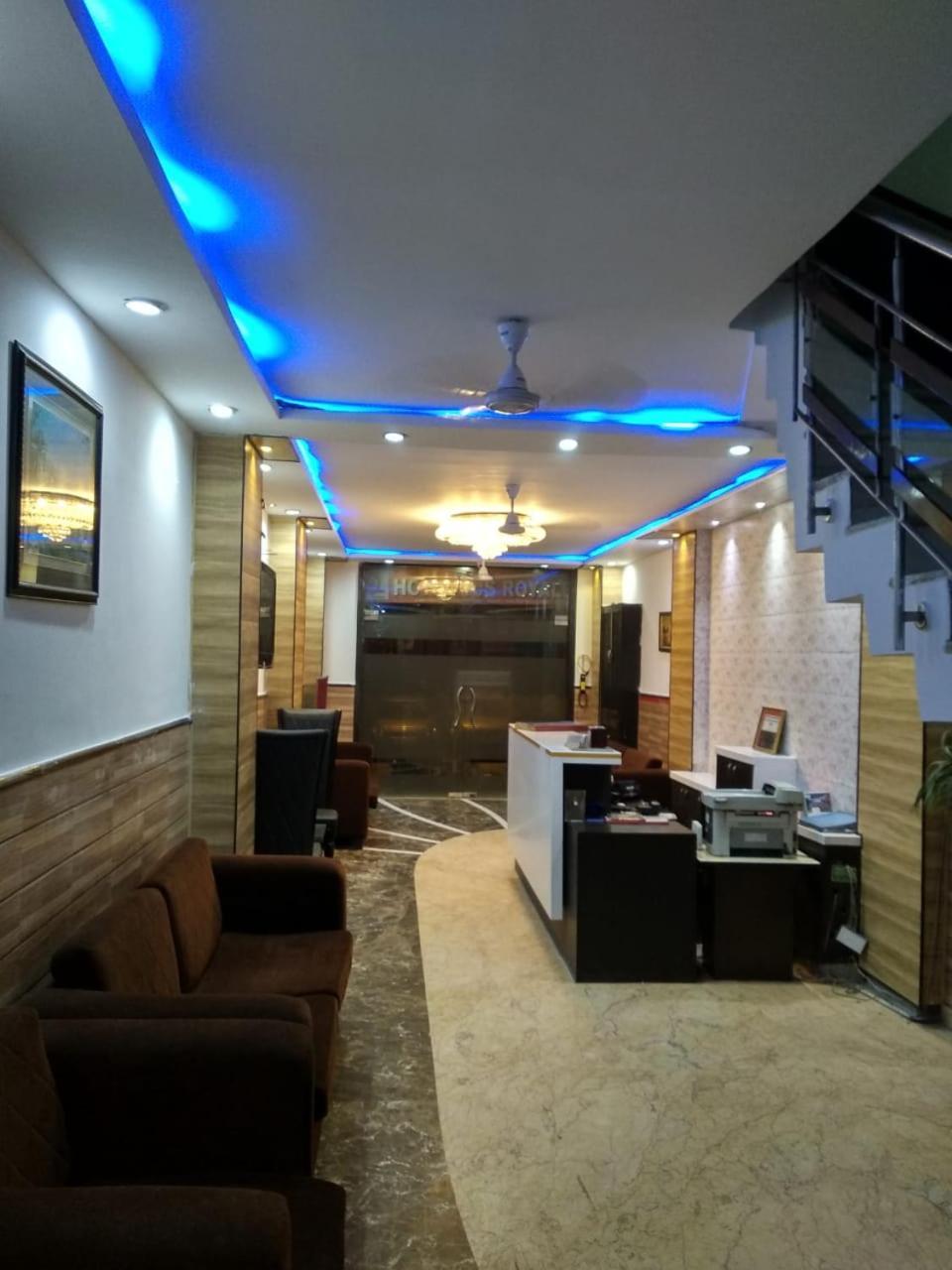 Hotel Tjs Grand Delhi  Exterior photo